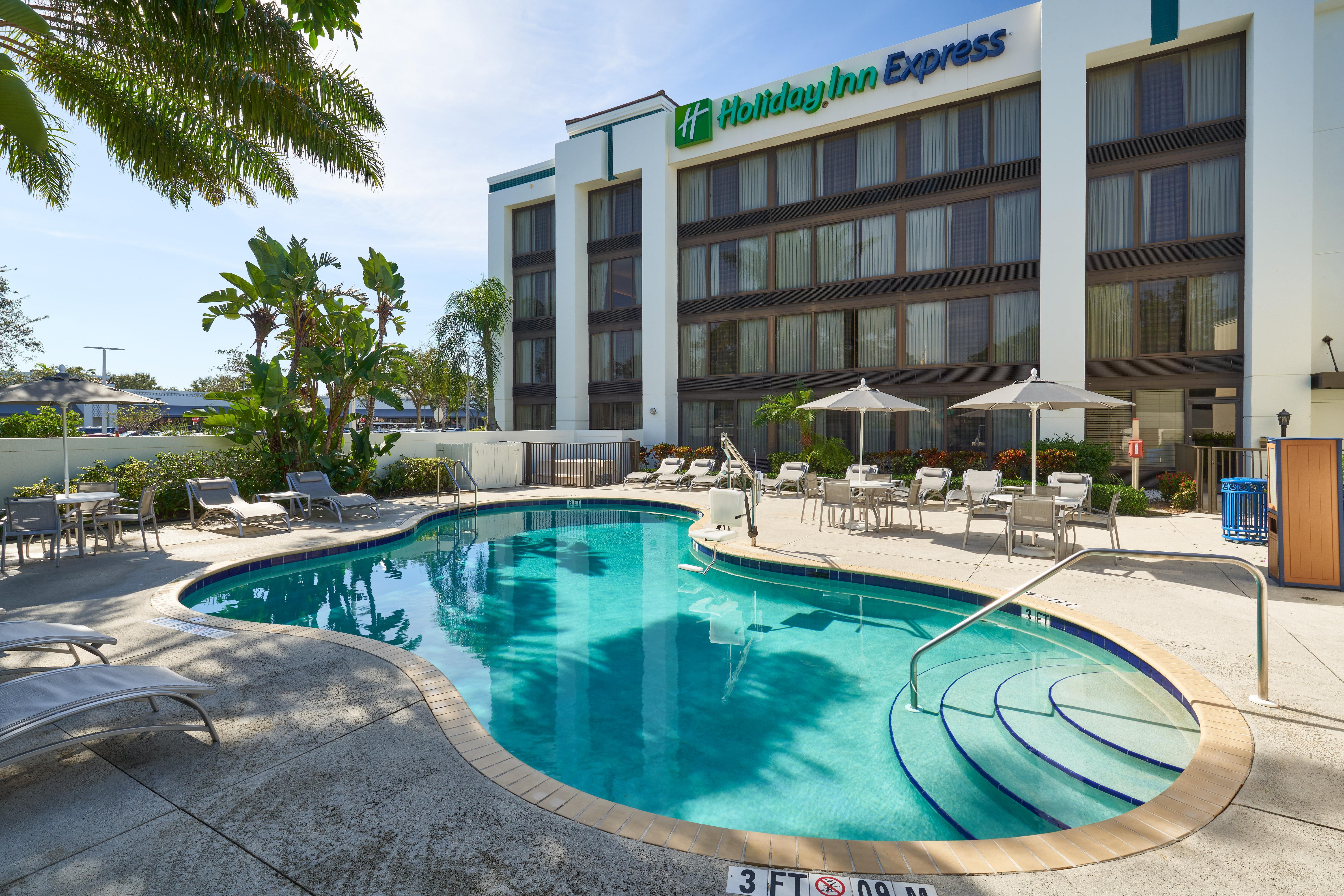 Holiday Inn Express Boca Raton - West By Ihg Bagian luar foto