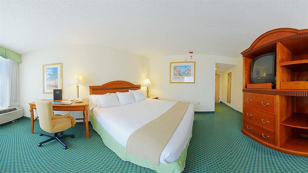 Holiday Inn Express Boca Raton - West By Ihg Bagian luar foto